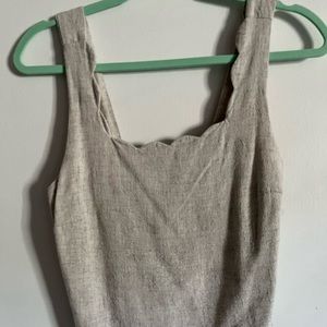 Scallop neck cropped linen tank top